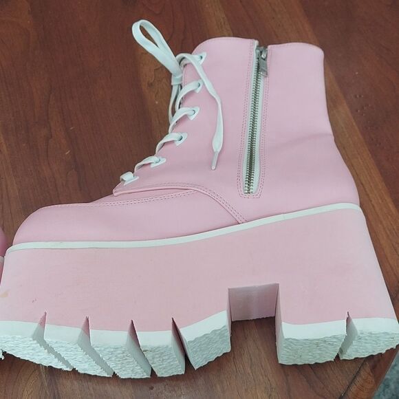 Demonia Ashes-57 Baby Pink Platform Vegan Leather Boots Sz 9 - Picture 6 of 15